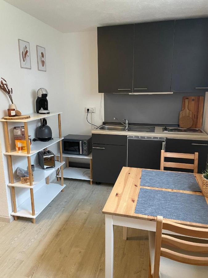 Ferienapartment Naehe Stadtzentrum FDH Buitenkant foto